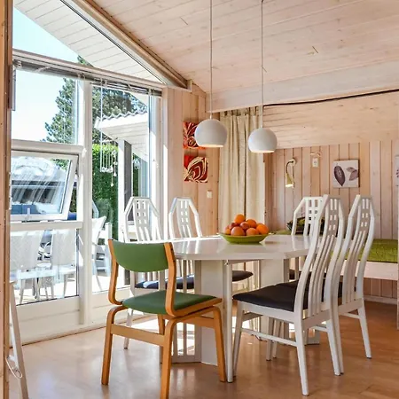 Feriehus Stunning In With Sauna